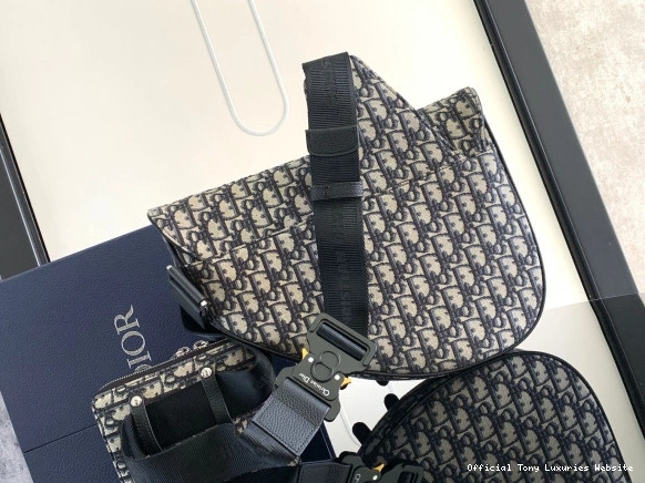 Tony Luxuries diro WITH BAG SADDLE STRAP-34*25.5*5CM 0802